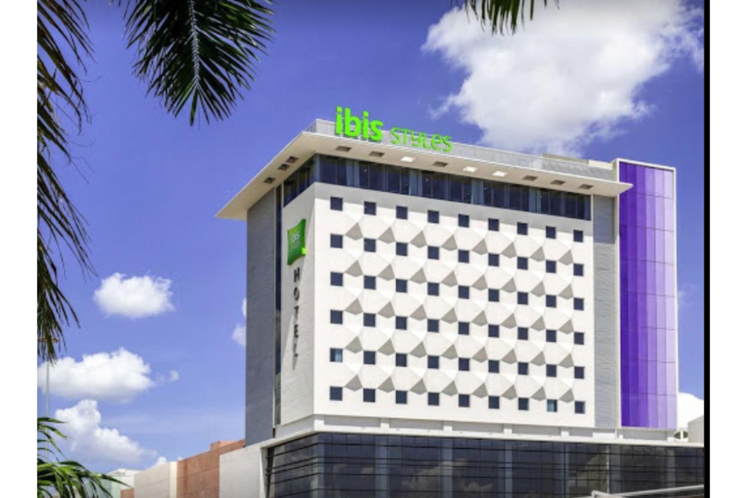 Ibis Styles Merida Galerias Eksteriør bilde